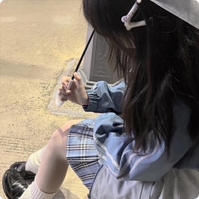 厌世三寡妇